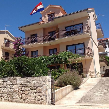 Apartmani Roic Stari Grad  Exterior photo